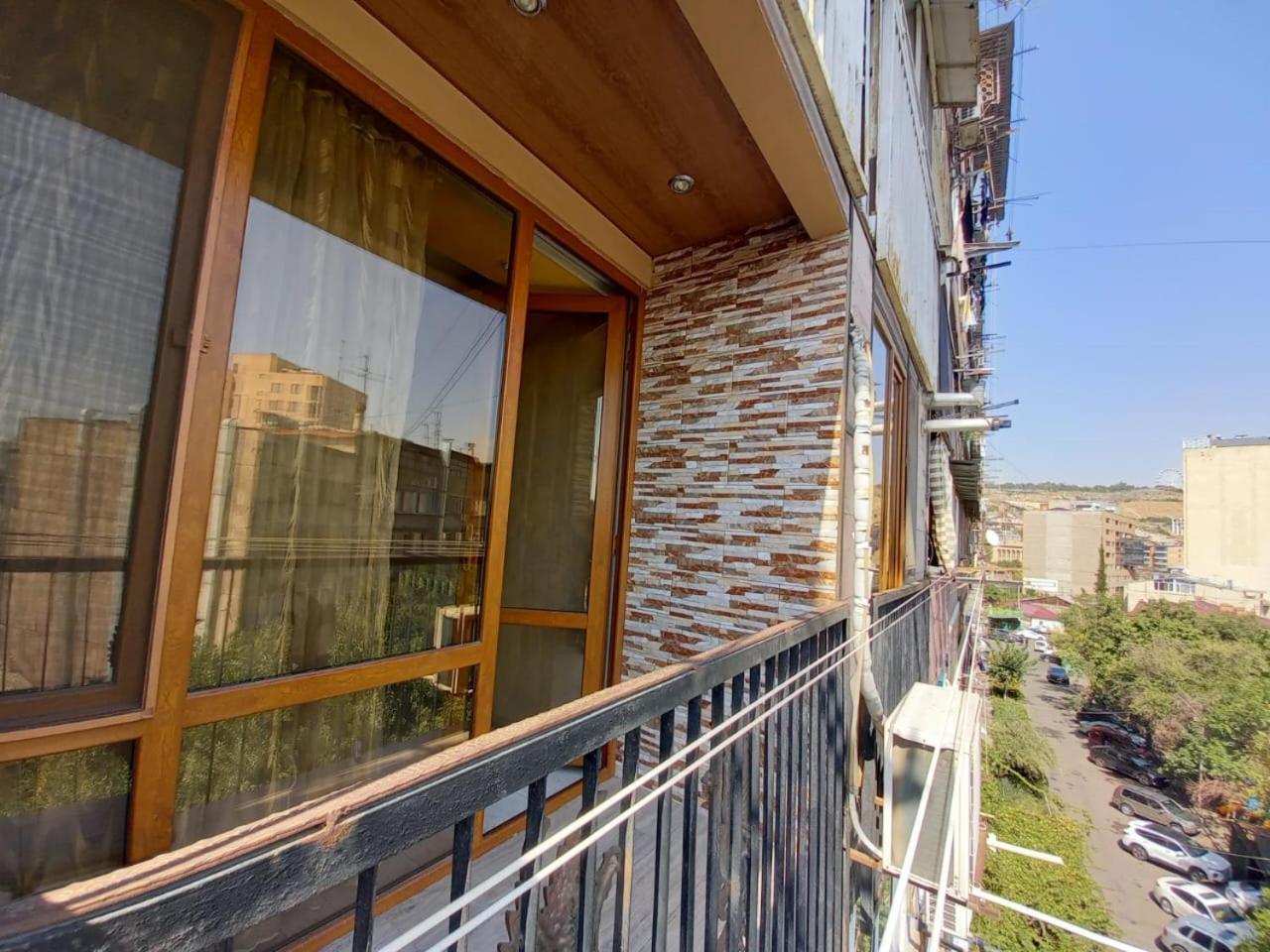 Gevorg'S Appartment Yerevan Exterior photo